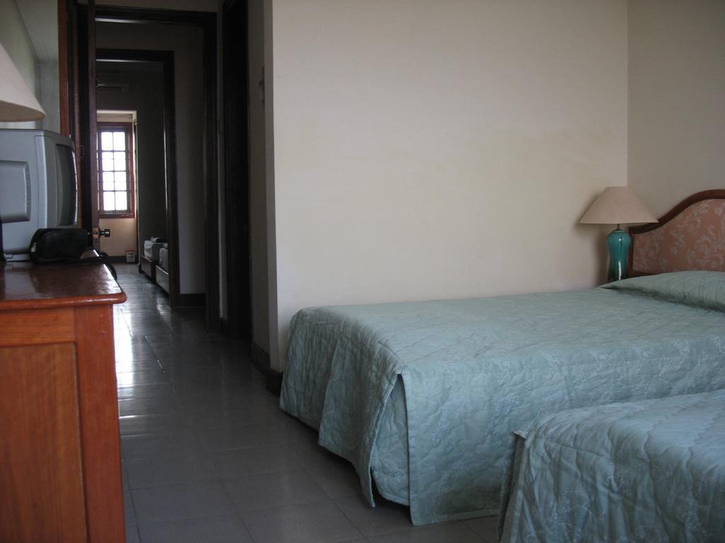 Ngu Binh Hue Hotel Экстерьер фото