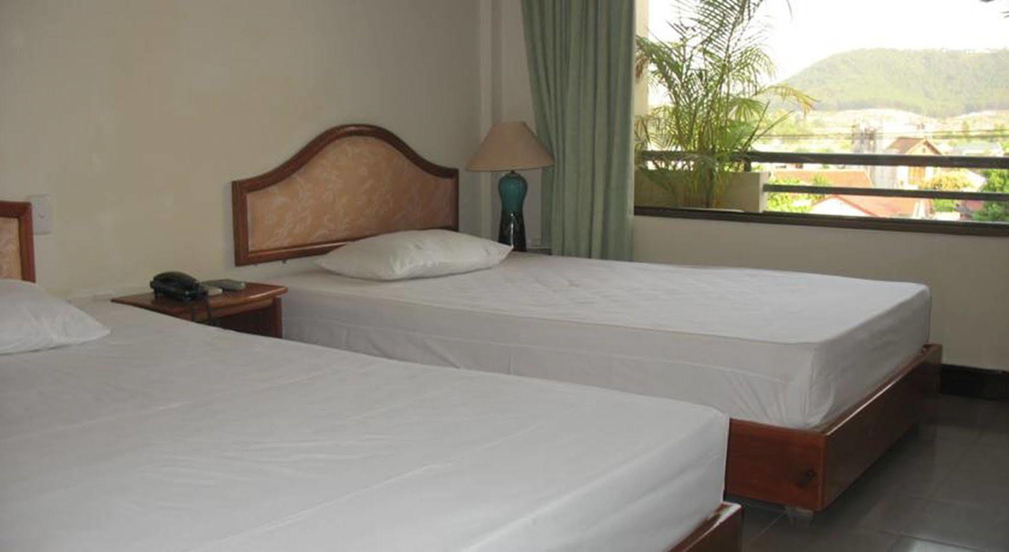 Ngu Binh Hue Hotel Экстерьер фото